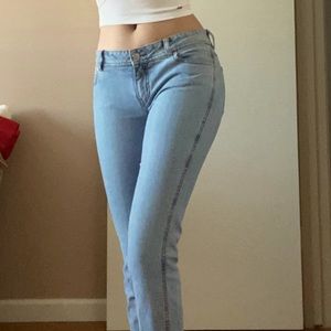 Low rise London Jean light wash straight leg jeans